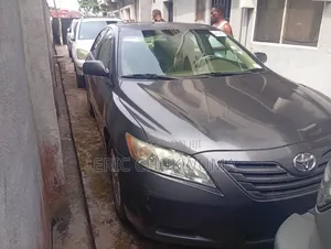 Toyota Camry SE 4dr Sedan (2.4L 4cyl 5A) 2009 Beige