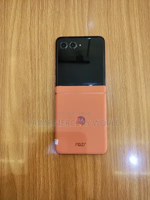 Motorola Razr 50 256 GB Orange