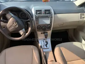 Toyota Corolla 2012 Black