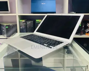 Laptop Apple MacBook Air 2013 4GB Intel Core i5 SSD 128GB
