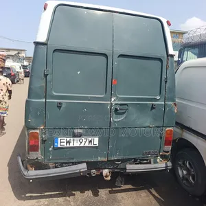 Volkswagen LT 2000 Green