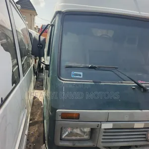 Volkswagen LT 2000 Green