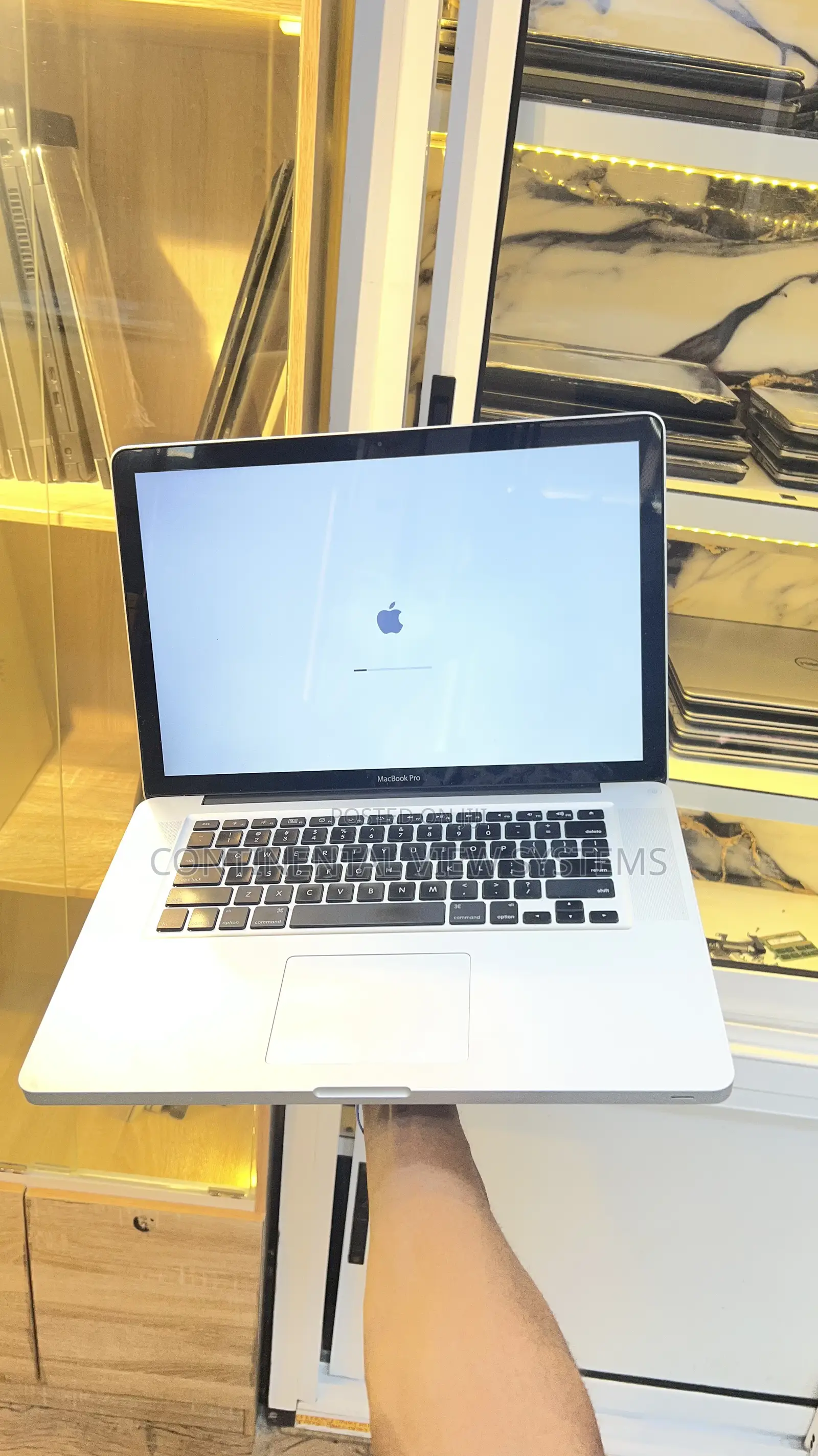 Laptop Apple MacBook Pro 2011 4GB Intel Core i5 HDD 250GB