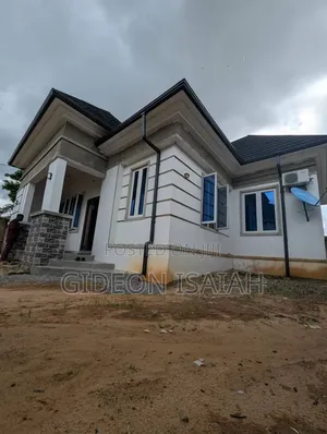 4bdrm House in Ifa Lkot Okpon, Uyo for sale