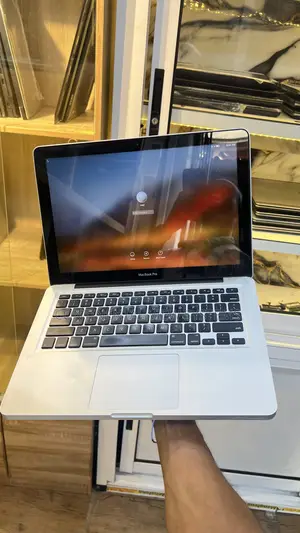 Laptop Apple MacBook Pro 2011 4GB Intel Core i5 HDD 500GB