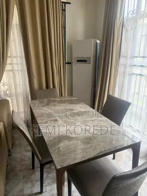 Luxury Mable Dinning Table