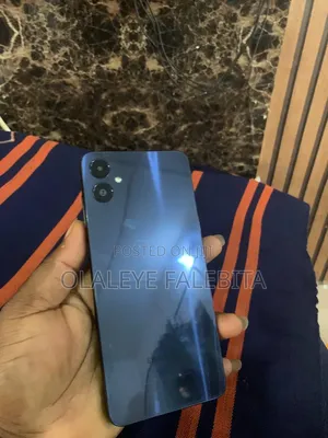 Samsung Galaxy A05 128 GB Gray
