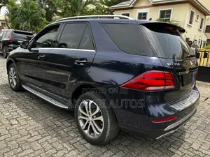 Mercedes-Benz GLE-Class GLE 350 2016 Blue