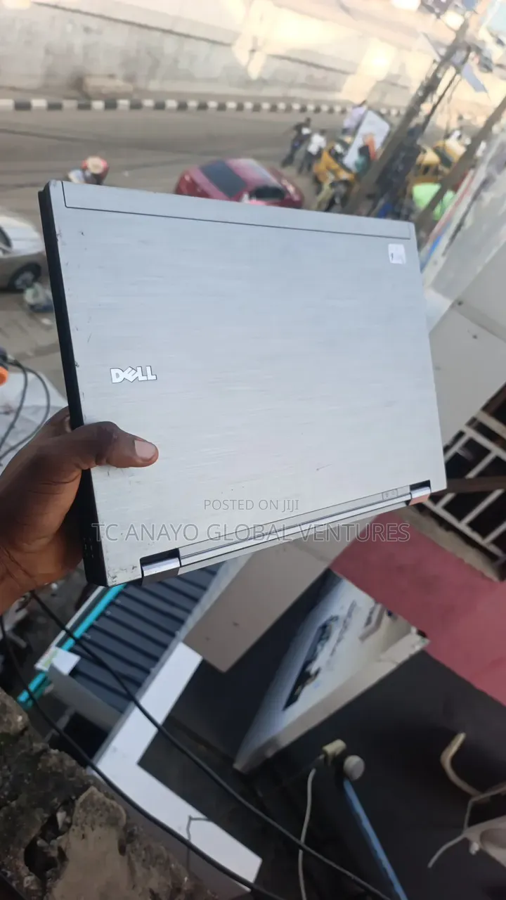 Laptop Dell Latitude E6410 4GB Intel Core i7 HDD 640GB