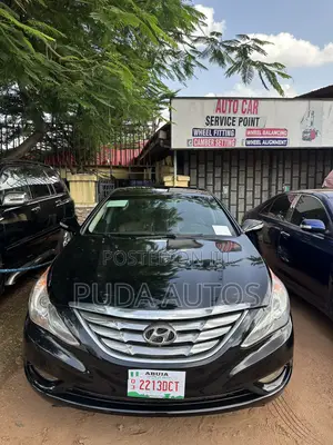 Hyundai Sonata Limited 2.0T Sedan (2.0L 4cyl 6A) 2013 Black