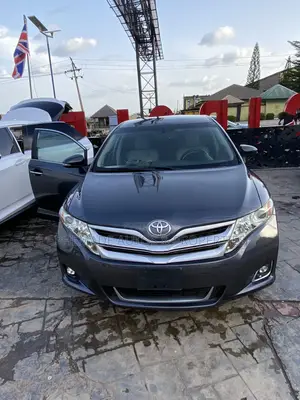 Toyota Venza XLE AWD 2013 Gray