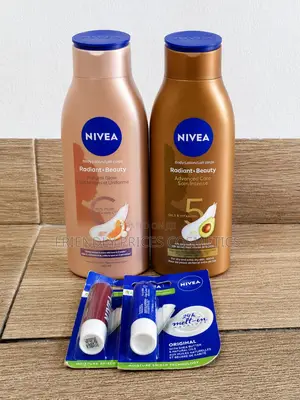 Nivea Radiant Beauty Advanced Care (Oils Vitamins) - 400ml
