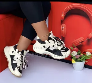 Lady Sneakers