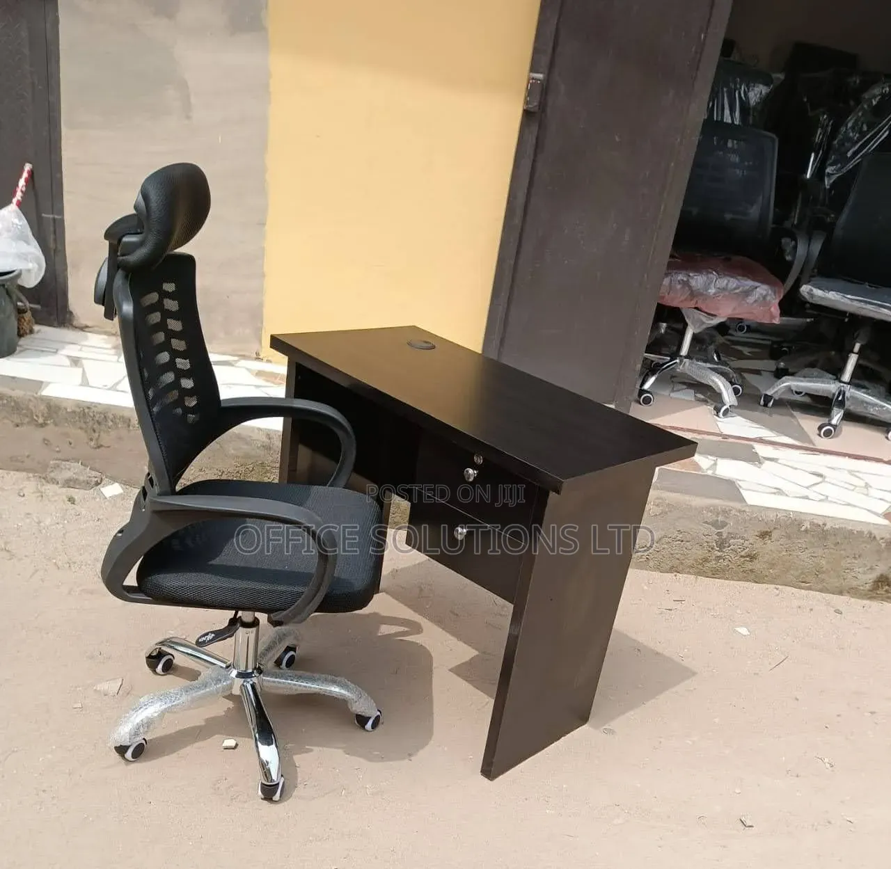 Office Chair and Table