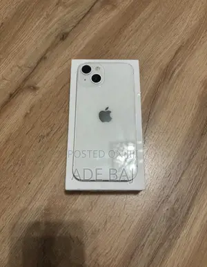 Apple iPhone 13 128 GB White
