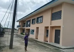 2bdrm Apartment in Hsg, Uyo for rent