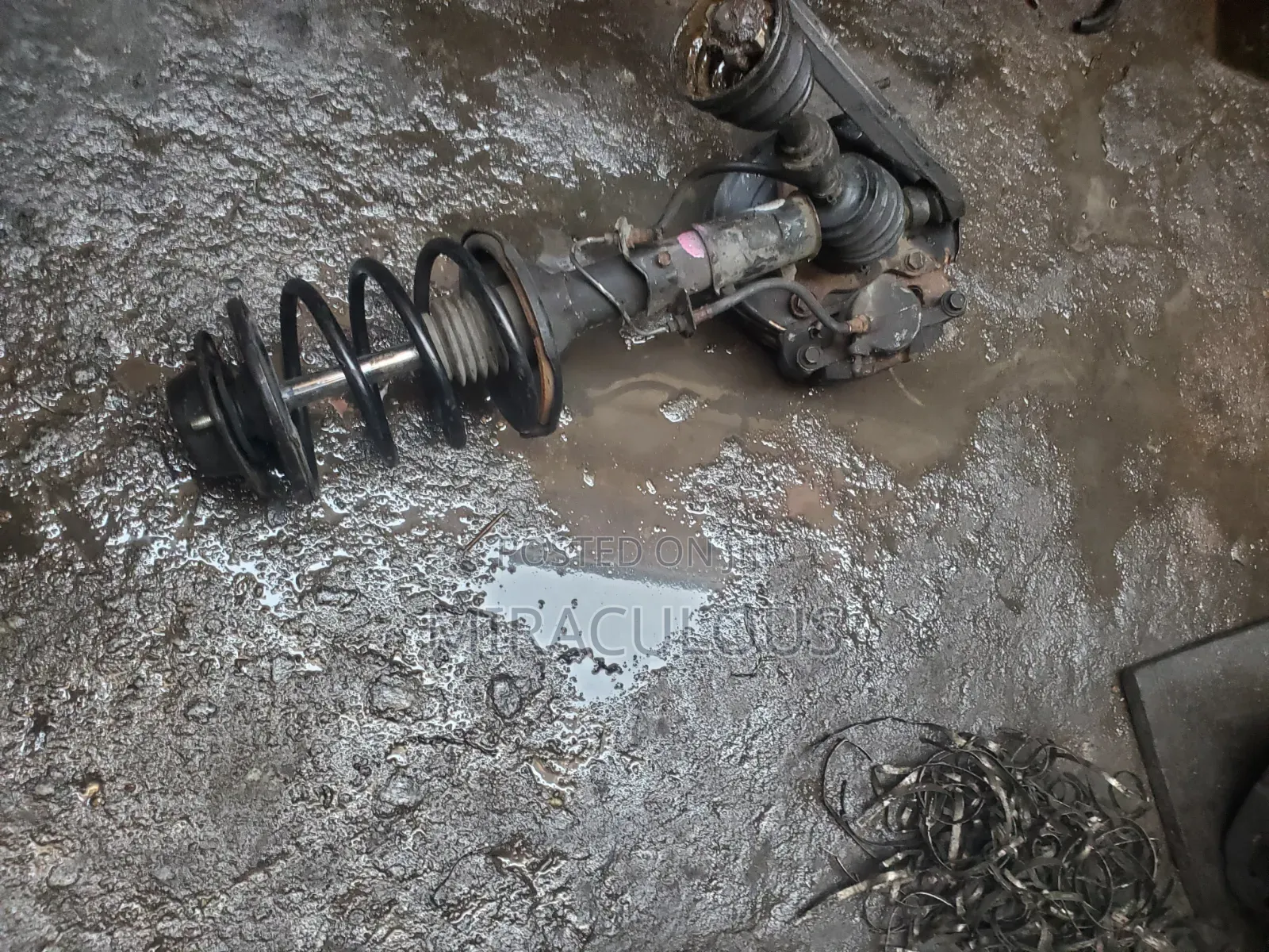 Complete Shock for Mitsubishi Space Wagon 2003 Model