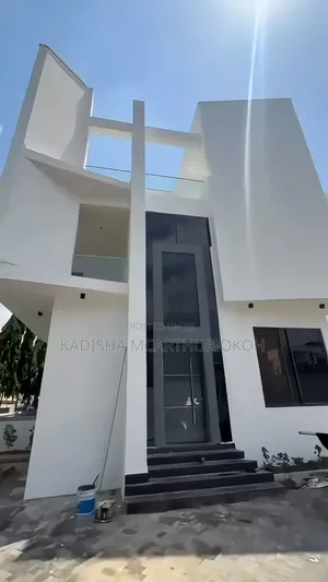 6bdrm Duplex in Katampe Extension for sale