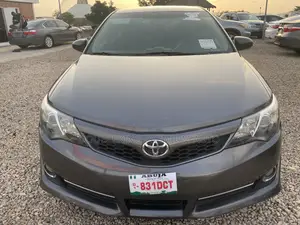 Toyota Camry SE Sport 4dr Sedan (2.5L 4cyl 6A) 2014 Gray