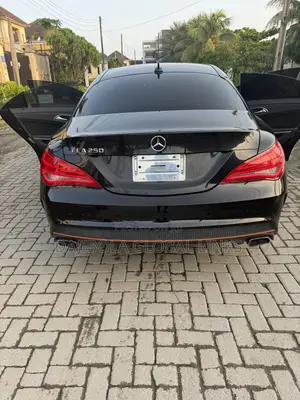 Mercedes-Benz CLA-Class CLA 250 4MATIC Sedan 2016 Black