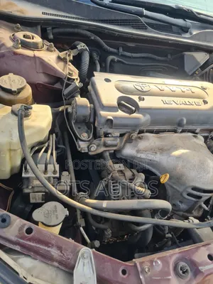 Toyota Camry XLE 4dr Sedan (2.4L 4cyl 4A) 2004 Red