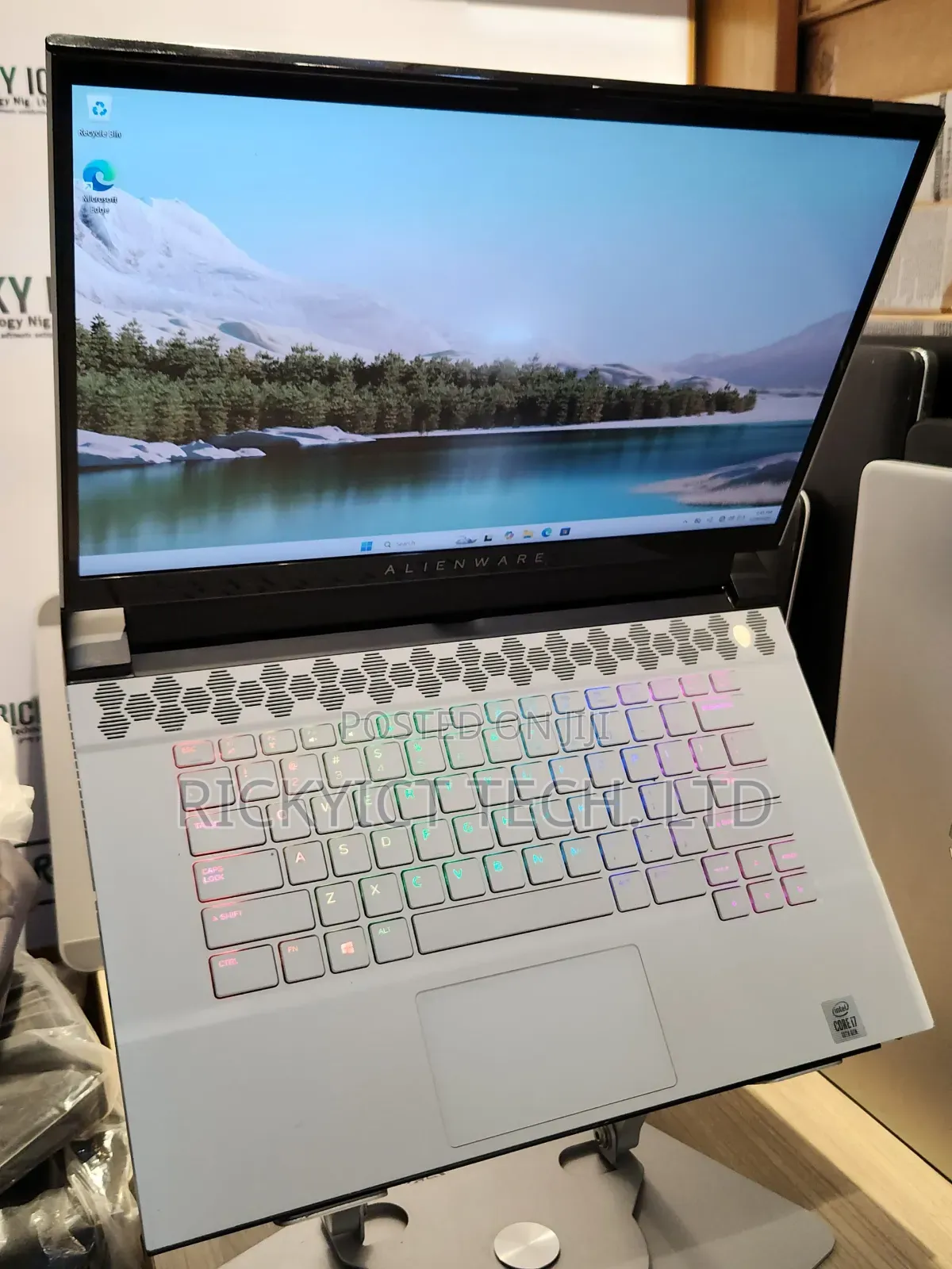 Laptop Alienware M15 r3 16GB Intel Core i7 SSD 1T