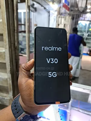 Realme V30 128 GB Yellow