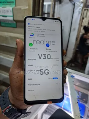 Realme V30 128 GB Yellow