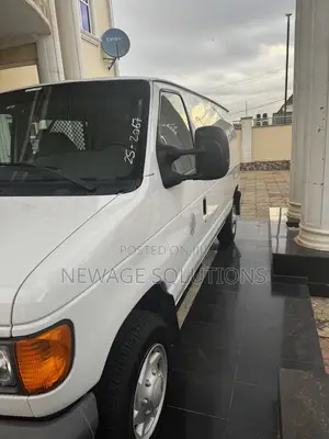 Ford Econoline 2007 White