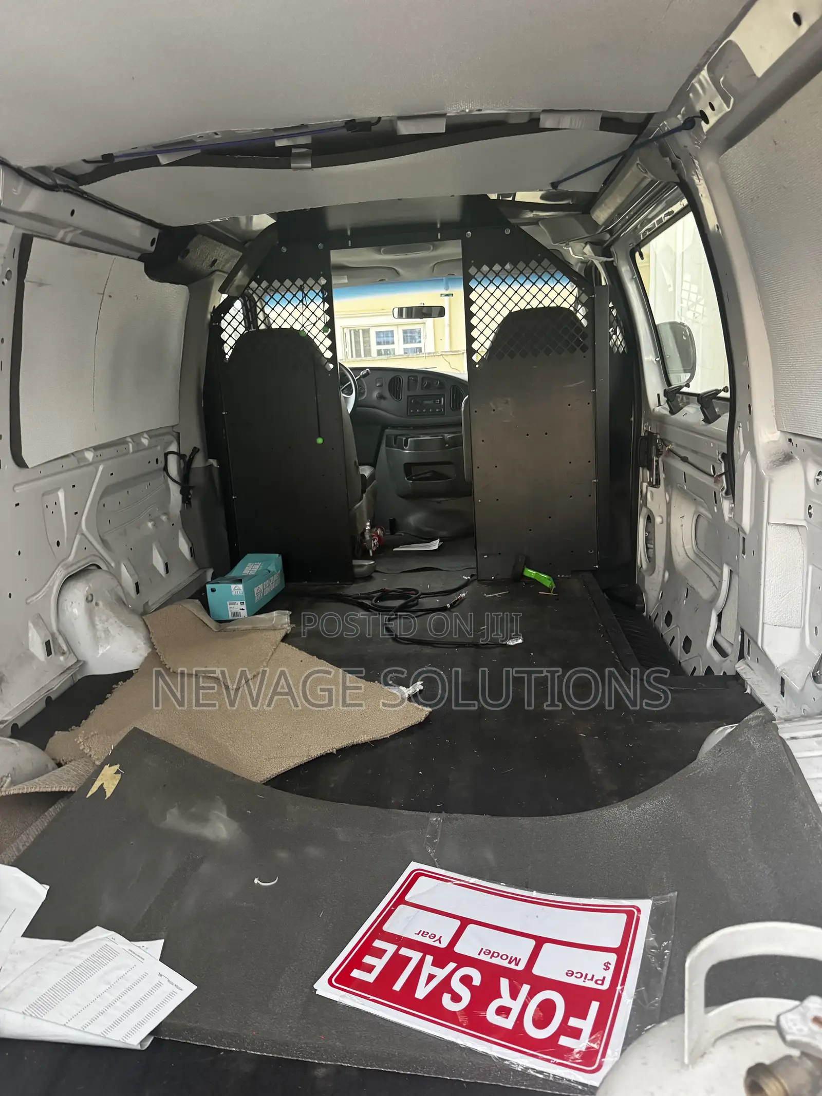Ford Econoline 2007 White