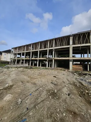 2bdrm Block of Flats in GRA Phase 1 / Port-Harcourt for sale