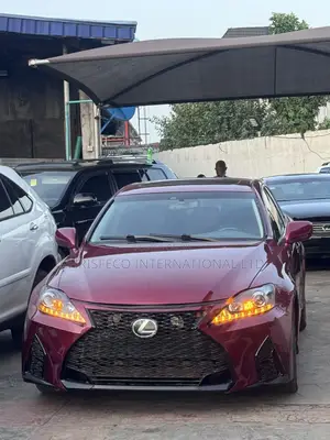 Lexus IS 2017 Red