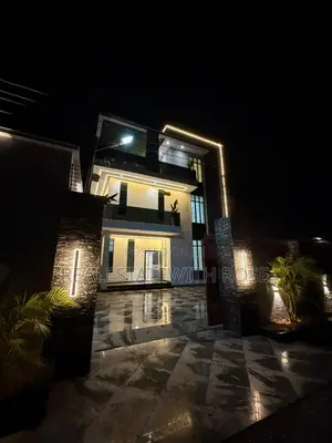 5bdrm Duplex in Not In An Estate, Apo Resettlement for sale