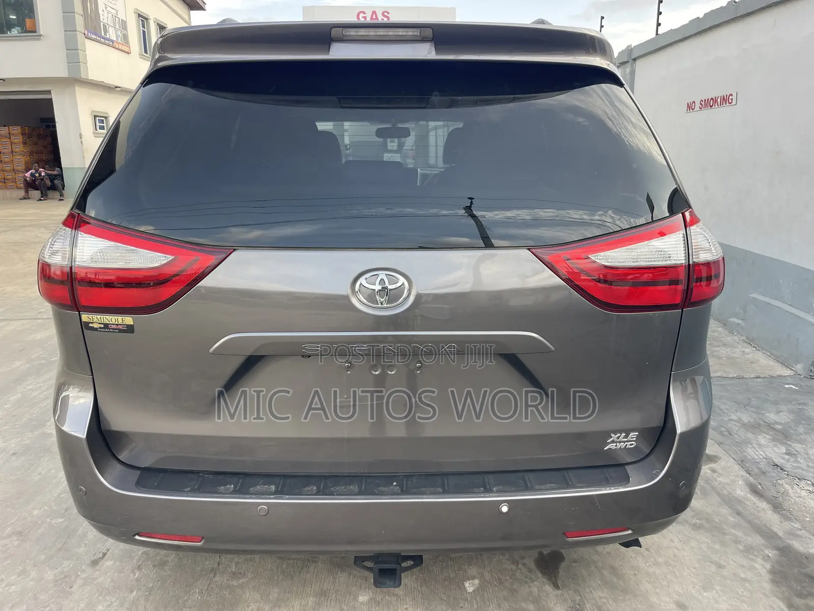 Toyota Sienna 2015 Gray