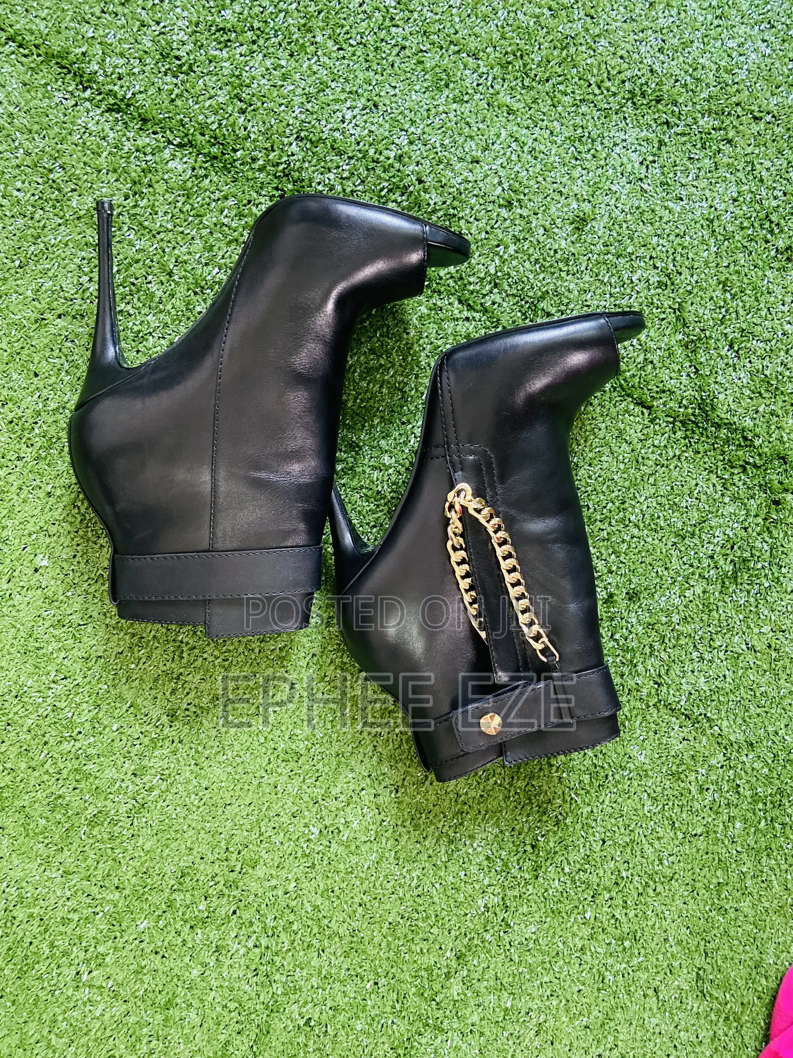 Ladies Shoes