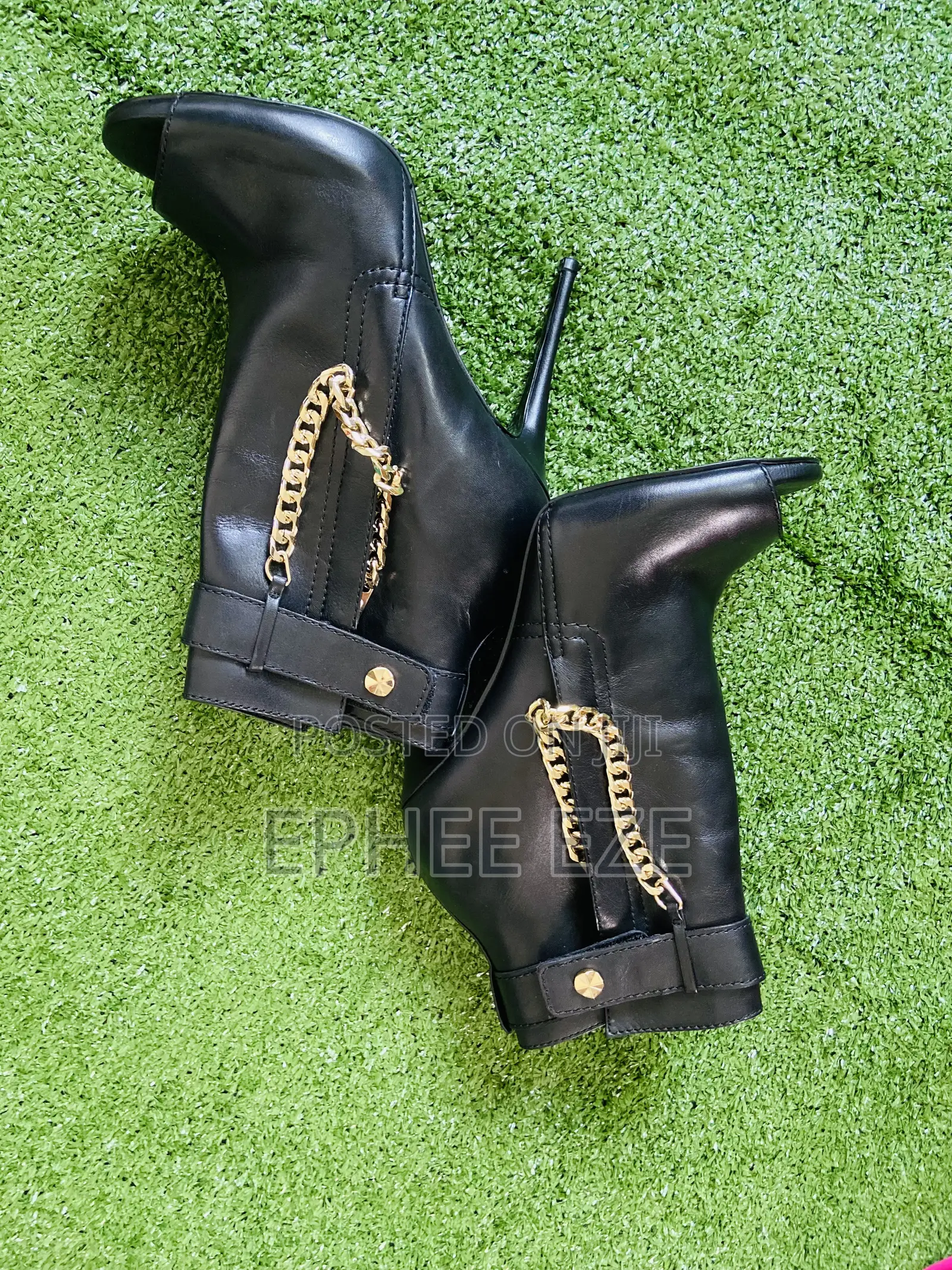 Ladies Shoes