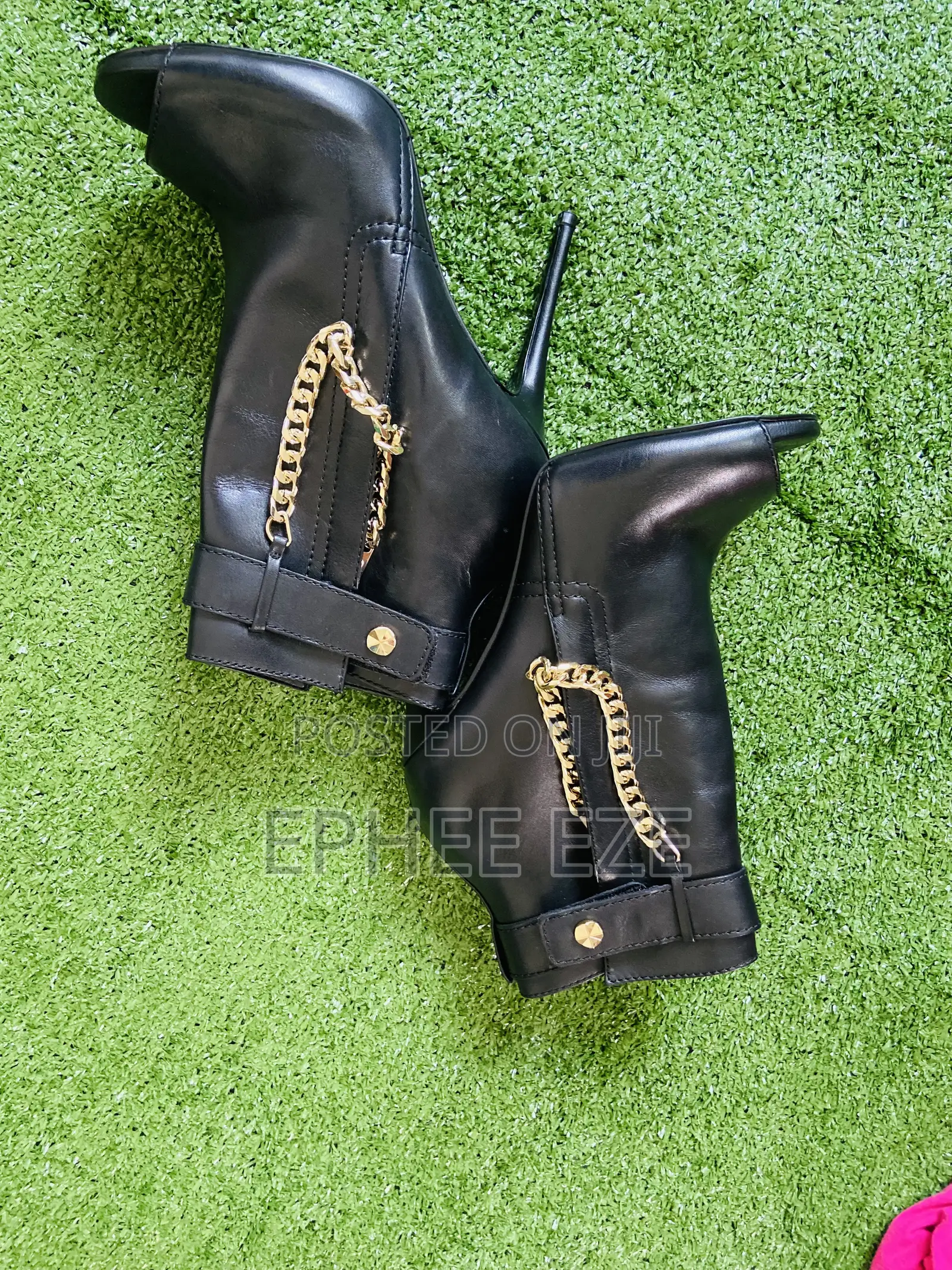 Ladies Shoes