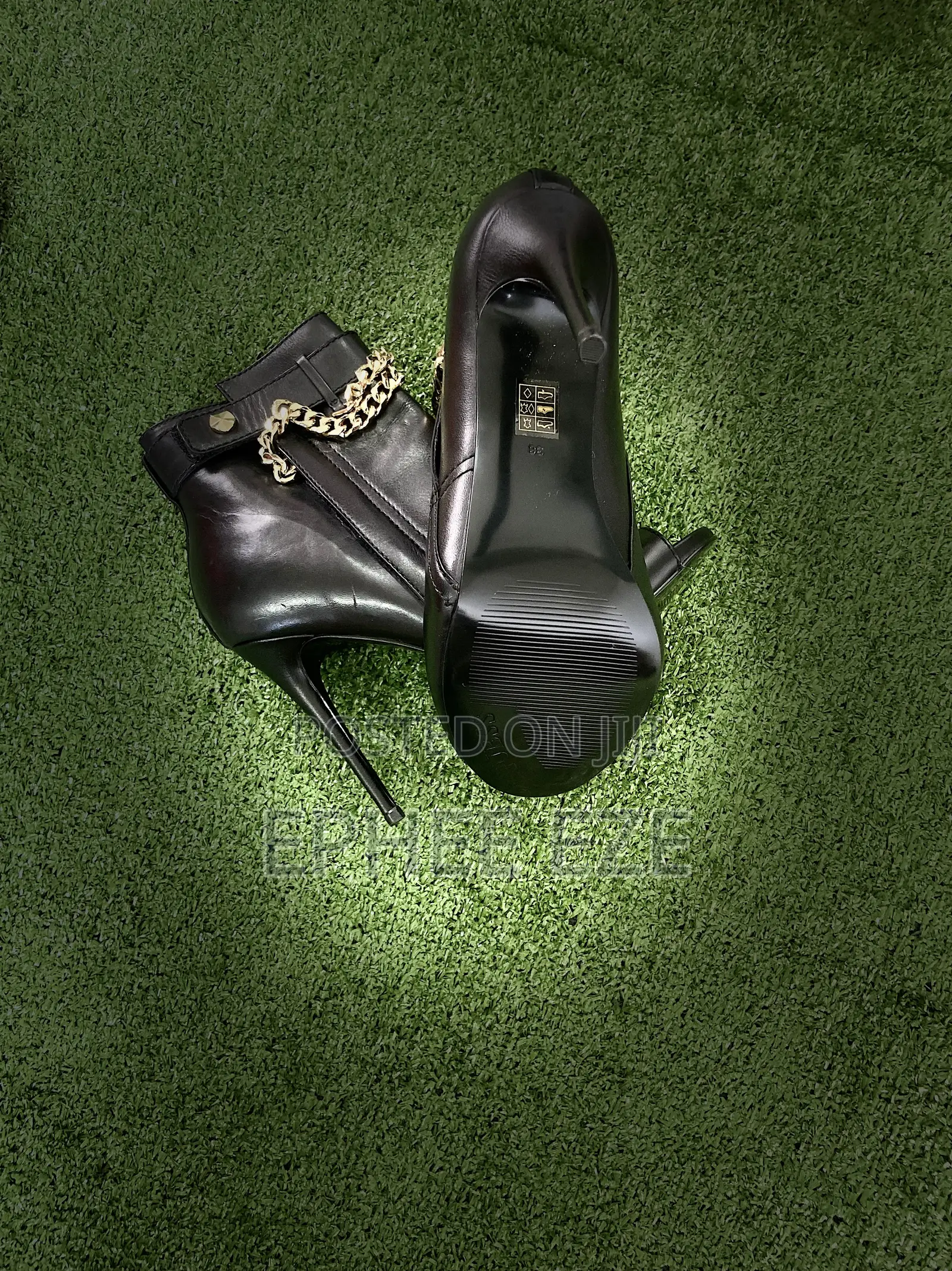 Ladies Shoes