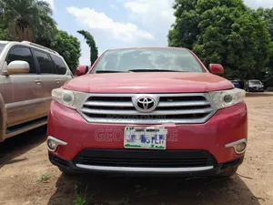 Toyota Highlander 2012 Red