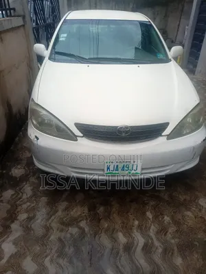 Toyota Camry 2005 Off white