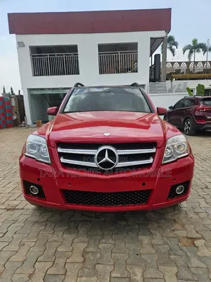 Mercedes-Benz GLK-Class 2010 Red