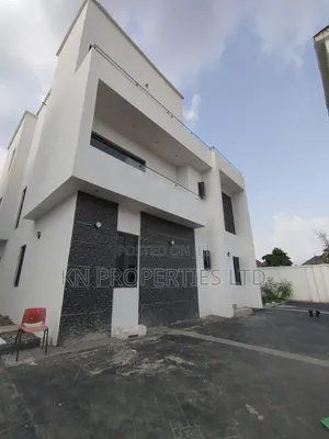 4bdrm Duplex in Kado for rent