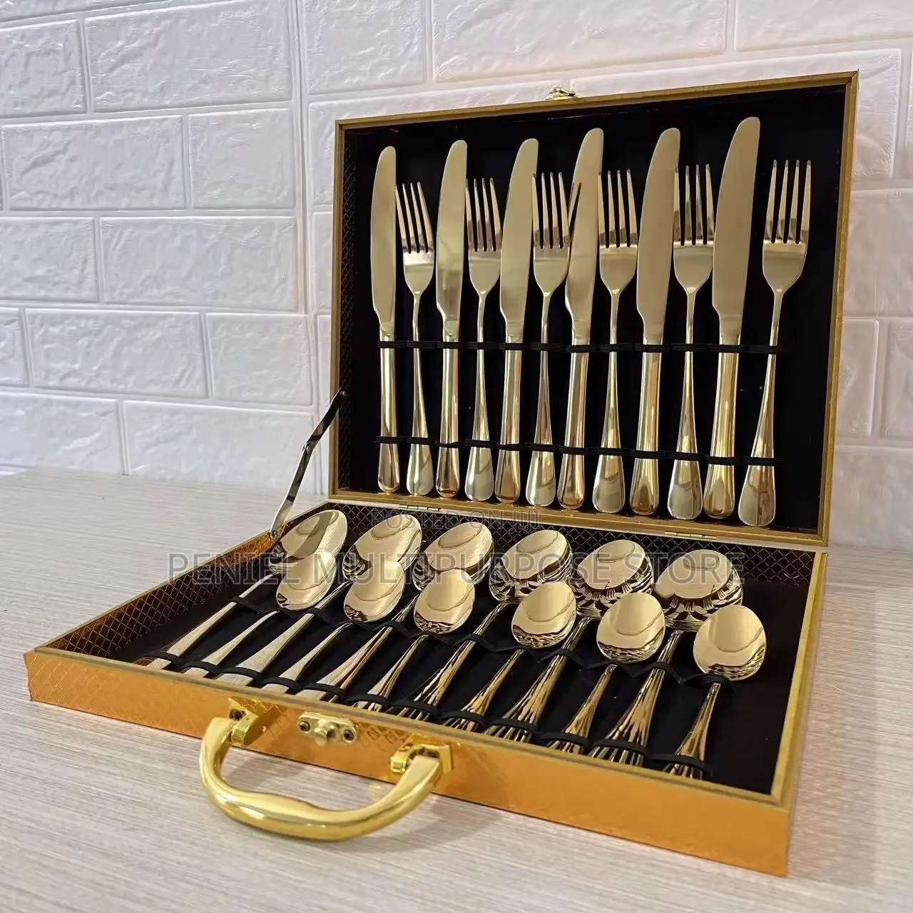 Luxurious 24pcs Gold Cutlery Set