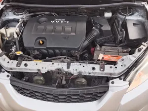 Toyota Matrix Hatchback FWD (1.8L 4cyl 5M) 2008 Silver