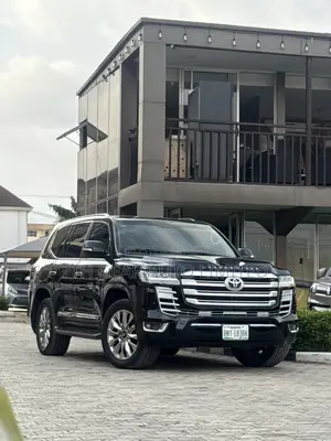 Toyota Land Cruiser 5.7 V8 VX-S 2013 Black
