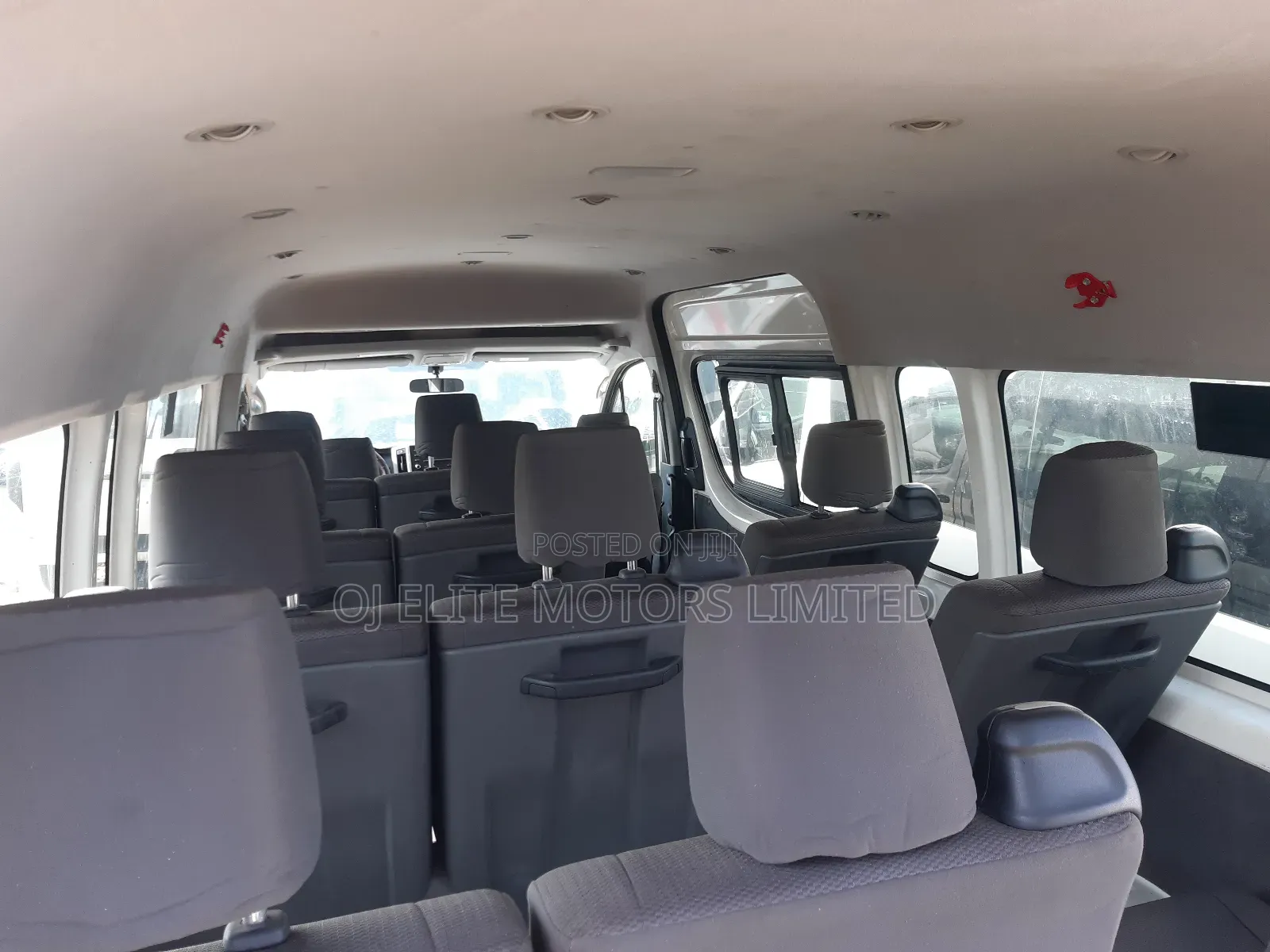 Toyota HiAce 2022 White