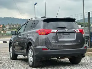 Toyota RAV4 2016 Gray
