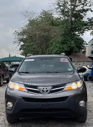 Toyota RAV4 2016 Gray