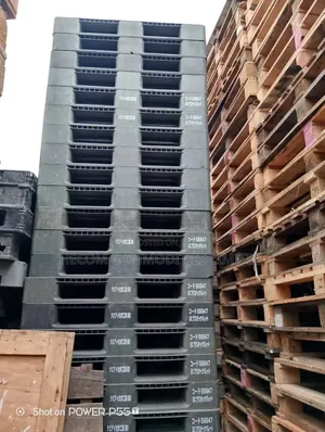 Heavy Duties Plastic Pallet for Sale