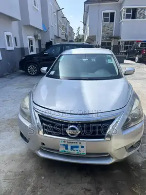 Nissan Altima Sedan 2.5 SL 2013 Silver